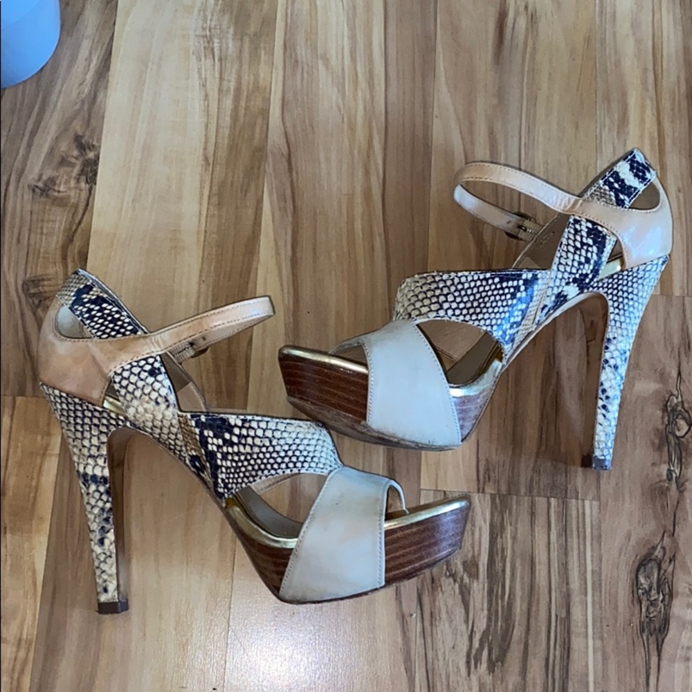 Boutique 9 Snake heels